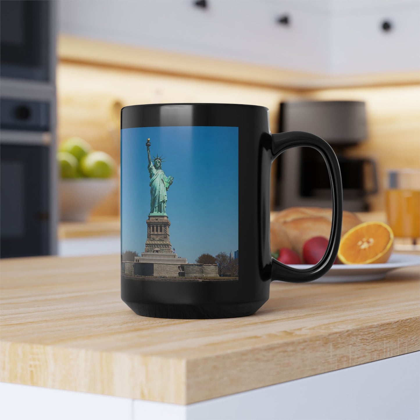 Statue Of Liberty Freedom Patriotic American Mug (11oz, 15oz)