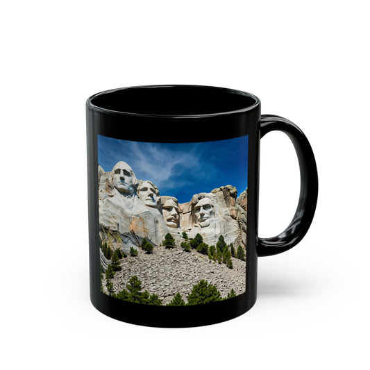 Mt Rushmore, Monument to Freedom, Democracy, & American way. Black Mug, (11oz 15oz)